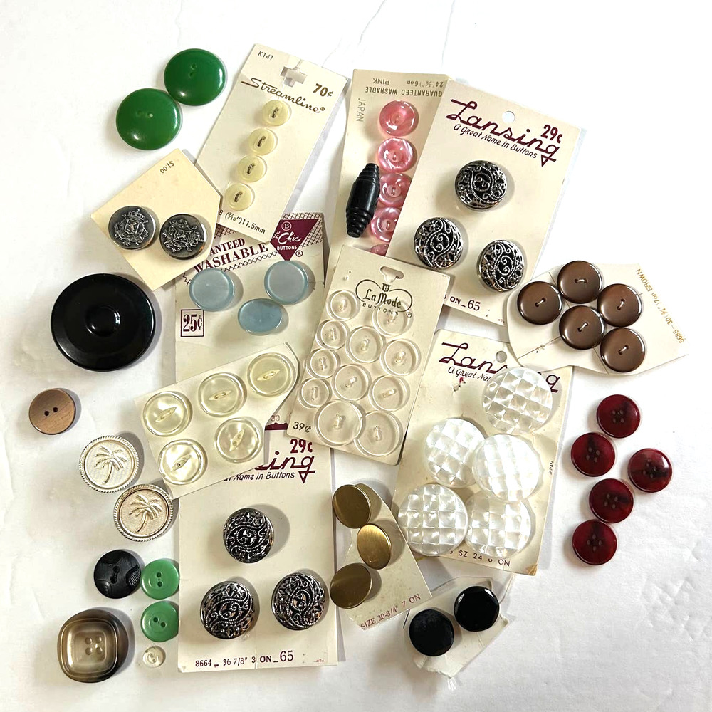 Vintage Buttons Carded and Loose‎